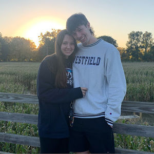 Meet your Posher, Ally linkenhoker